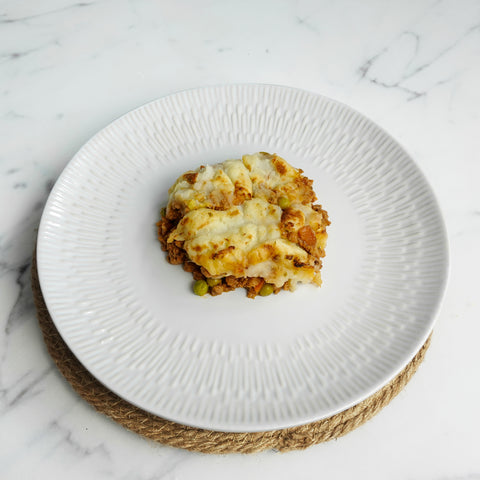 Cheesy Veggie Cottage Pie (v)