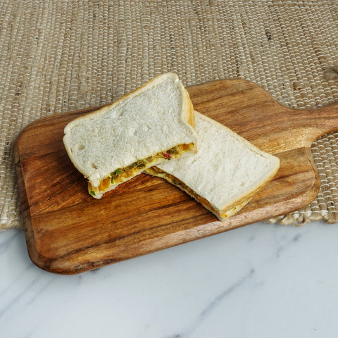 Halloumi & Roasted Vegetable Sandwich (v)