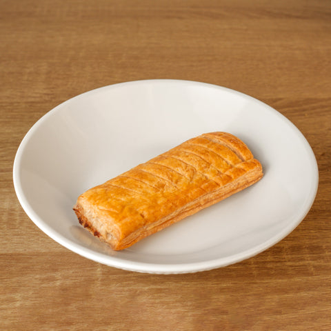 Plant Based Sausage Roll (v)